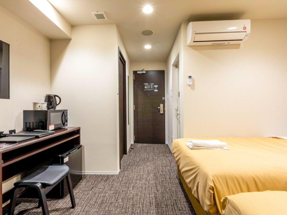 Hotel Livemax Okazaki 13/17