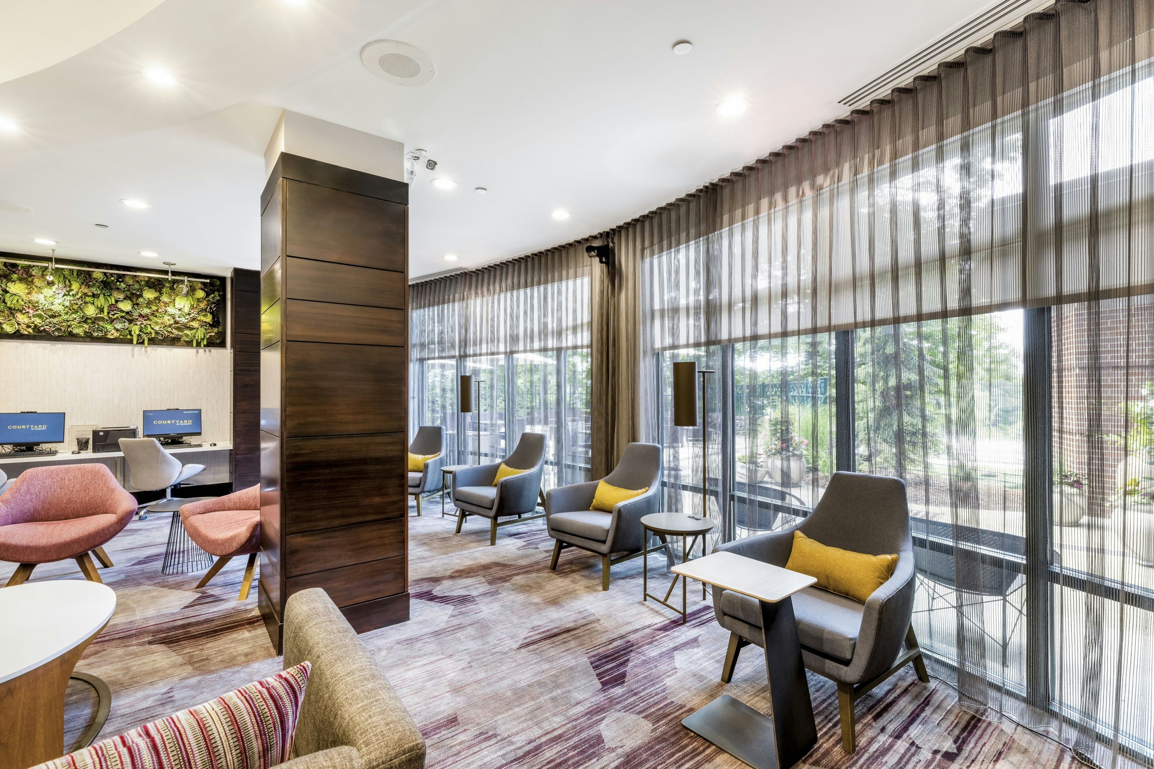 Courtyard by Marriott Boston Waltham 12/18