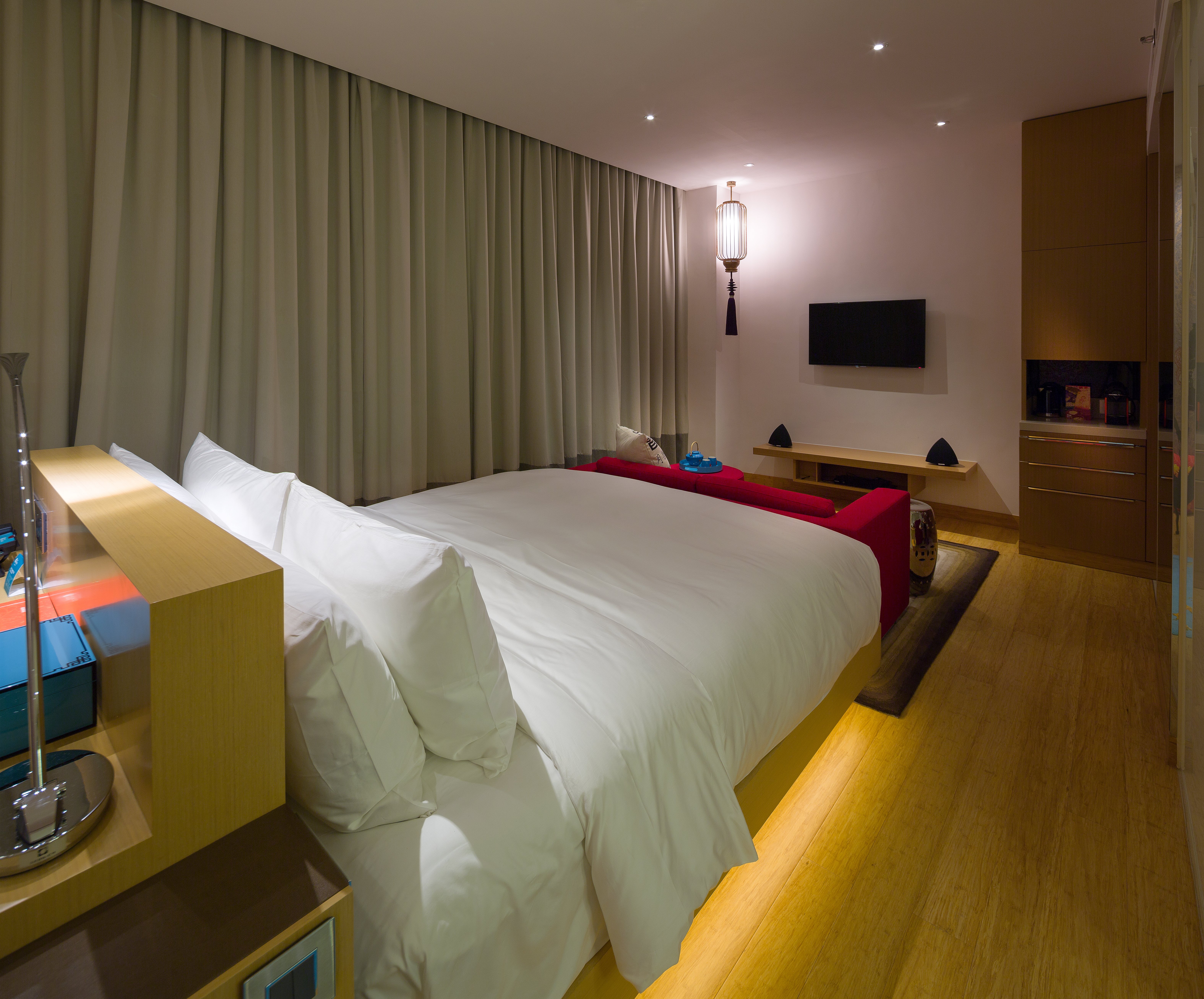 Hotel Indigo Hong Kong Island 20/80