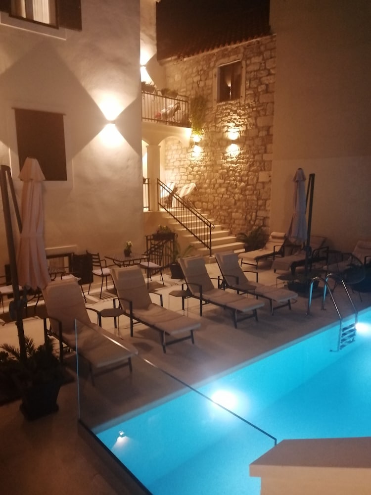 Sperone Heritage Hotel 17/25