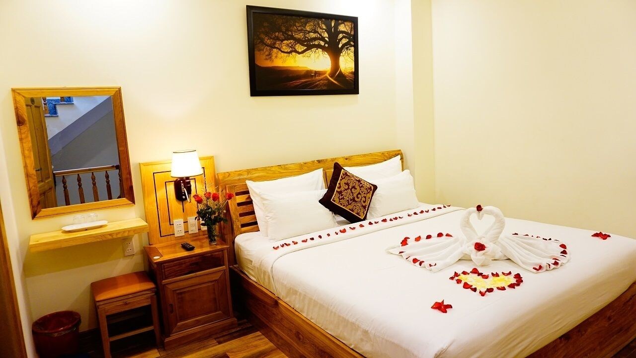SUPERIOR, DOUBLE BED