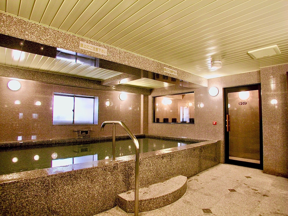 Kurashiki Ekimae Universal Hotel 17/20