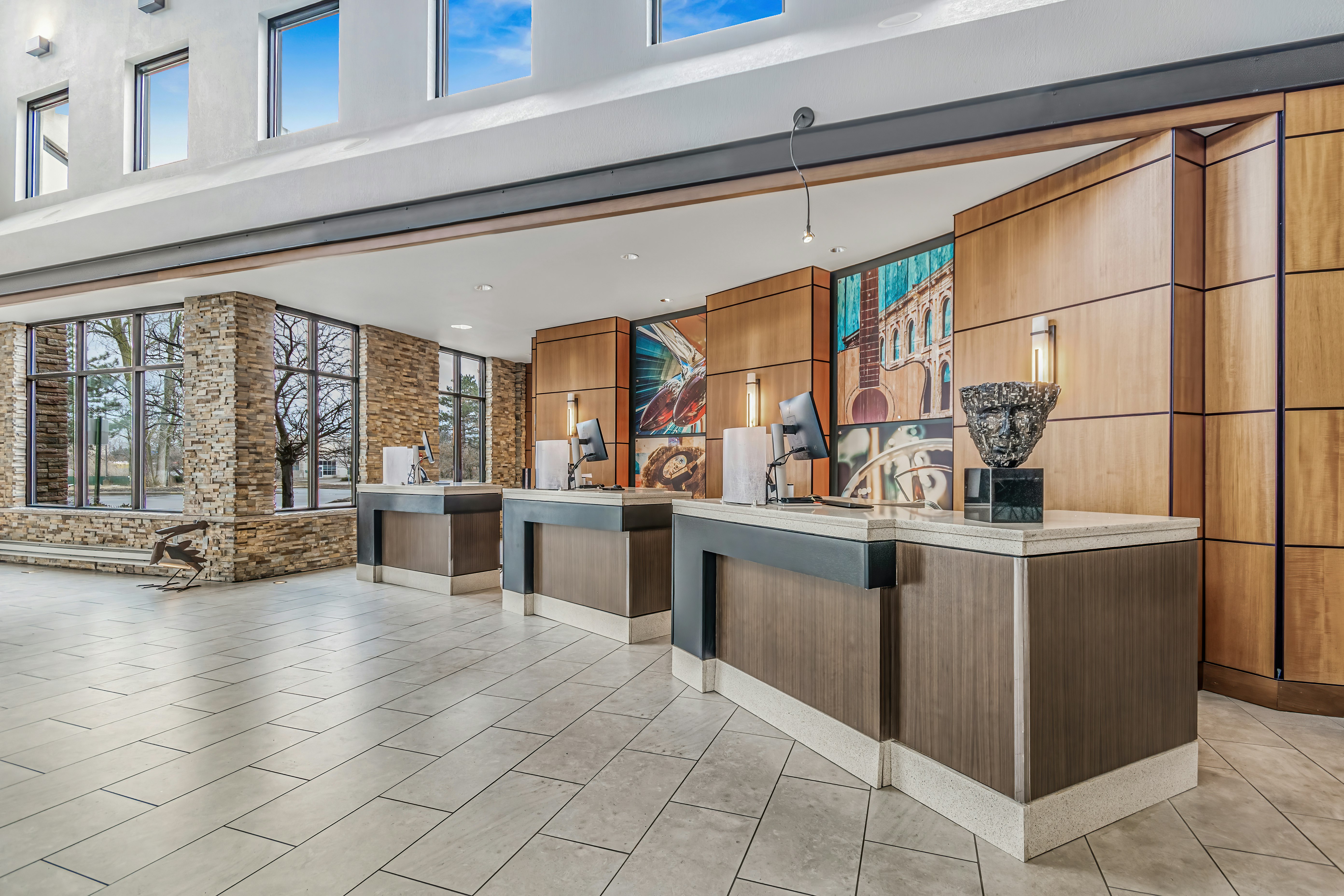 Embassy Suites Detroit Metro Airport 3/29