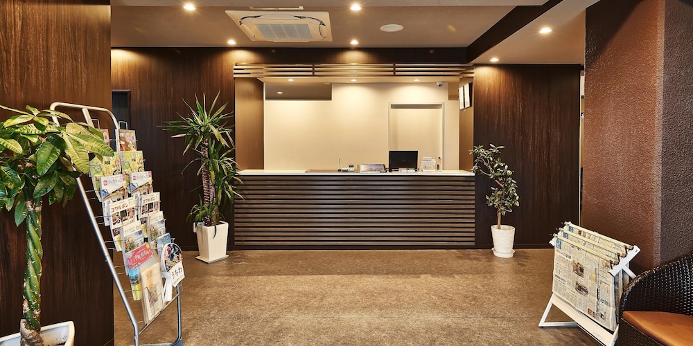 Crown Hotel Okinawa Annex 9/50