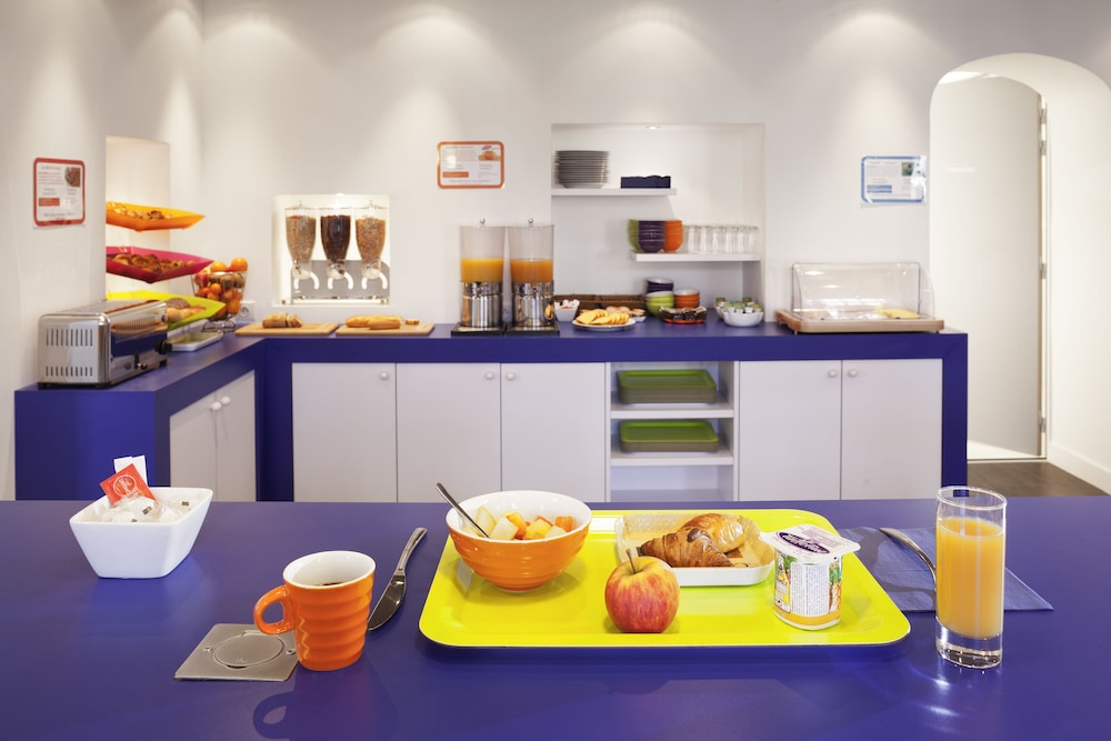 restaurant-cafeteria