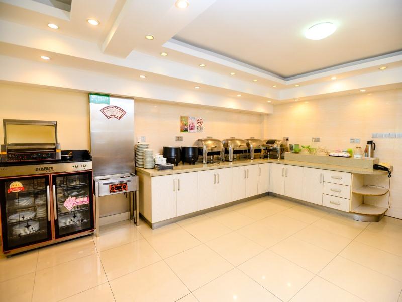 GreenTree Inn Nantong Hongming Plaza Hotel 6/23