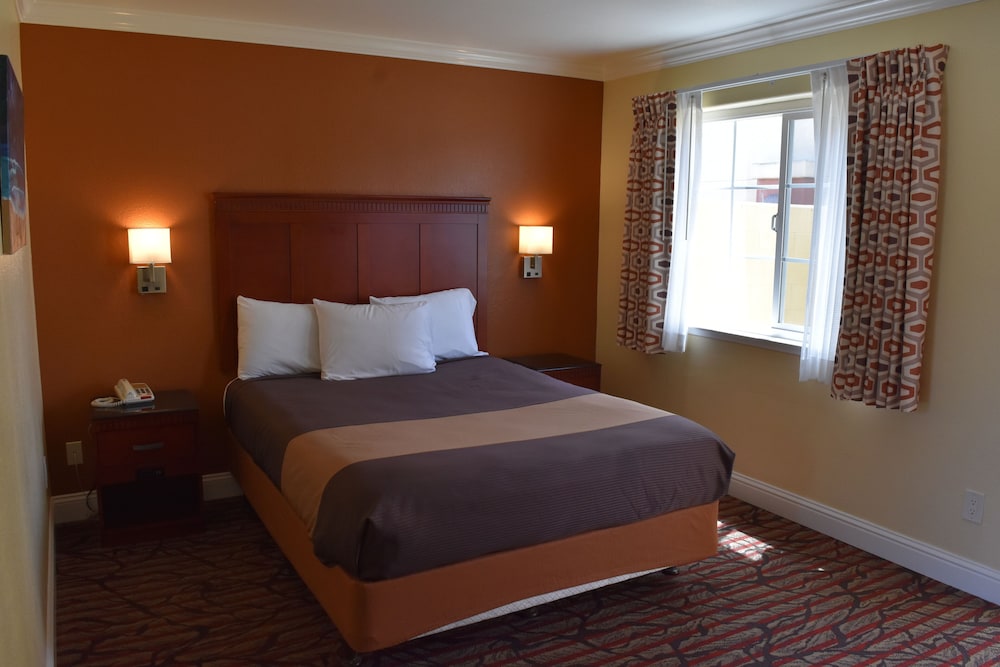 Seaside Inn 10/50