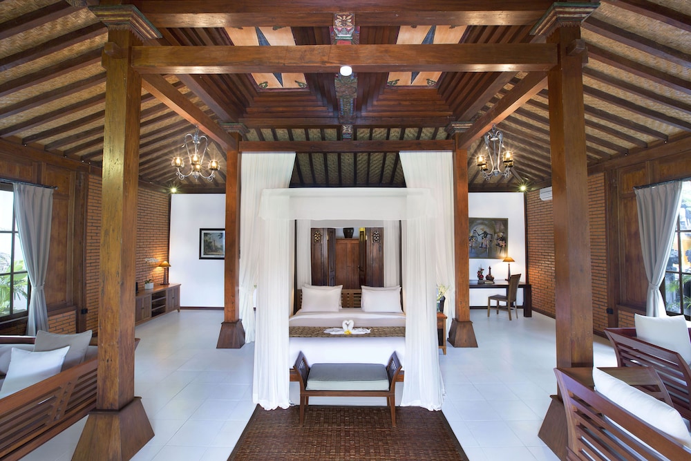 VILLA BERAWA BALI 60/77