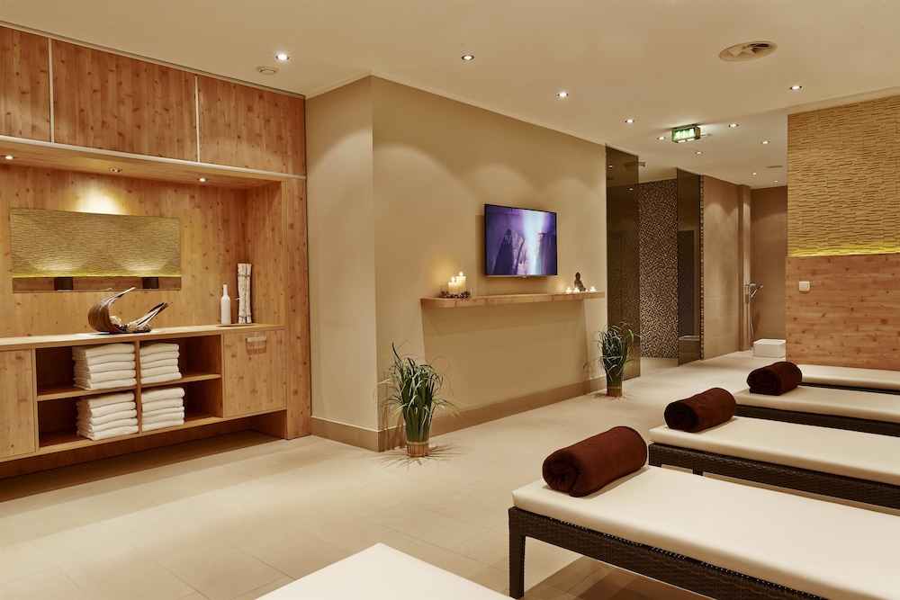H+ HOTEL HANNOVER 12/61