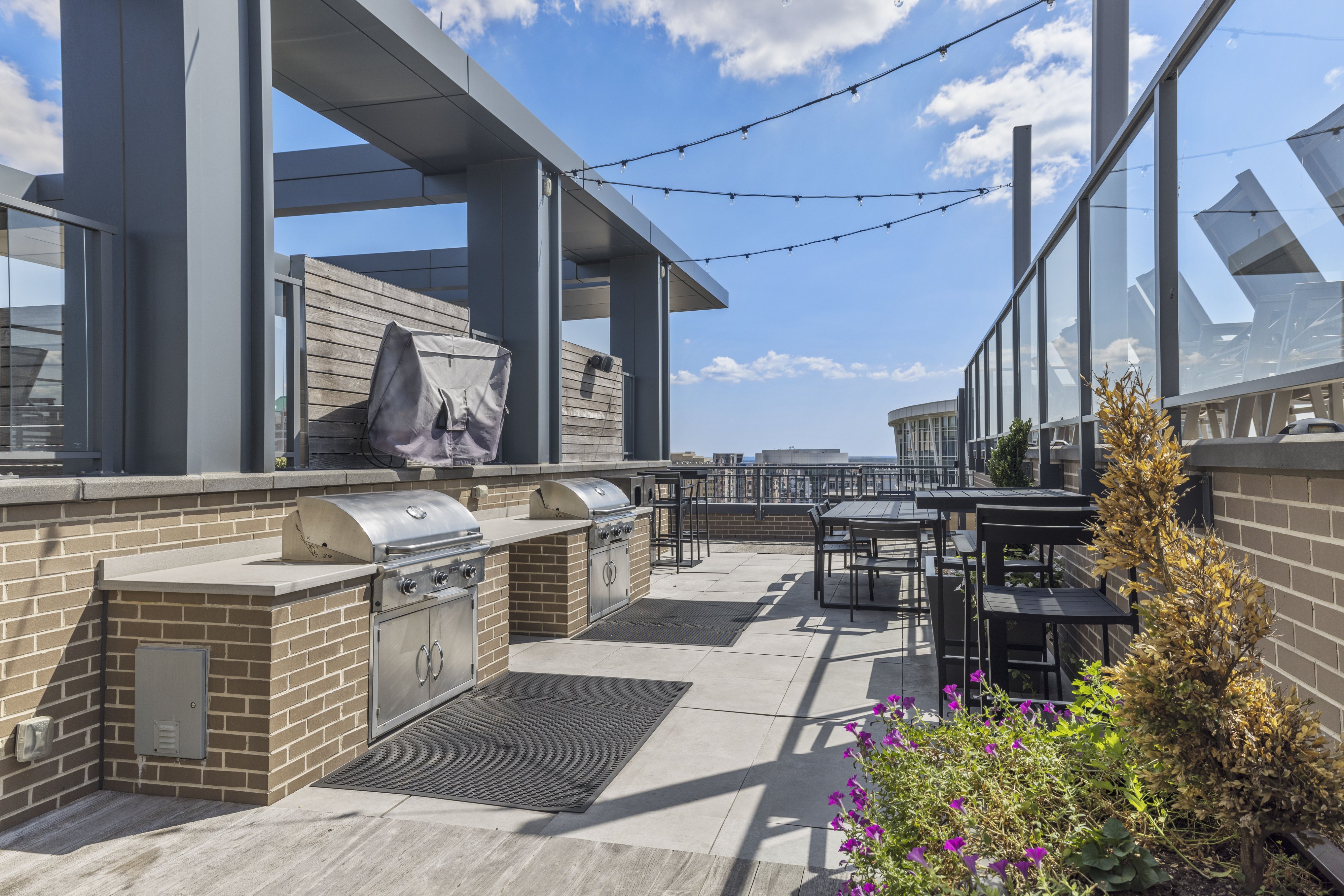 Placemakr Marymount Ballston 27/31