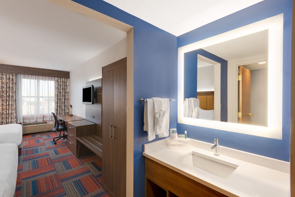 Holiday Inn Express Cambridge 10/36