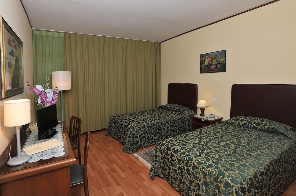 Hotel Lago Verde 19/45