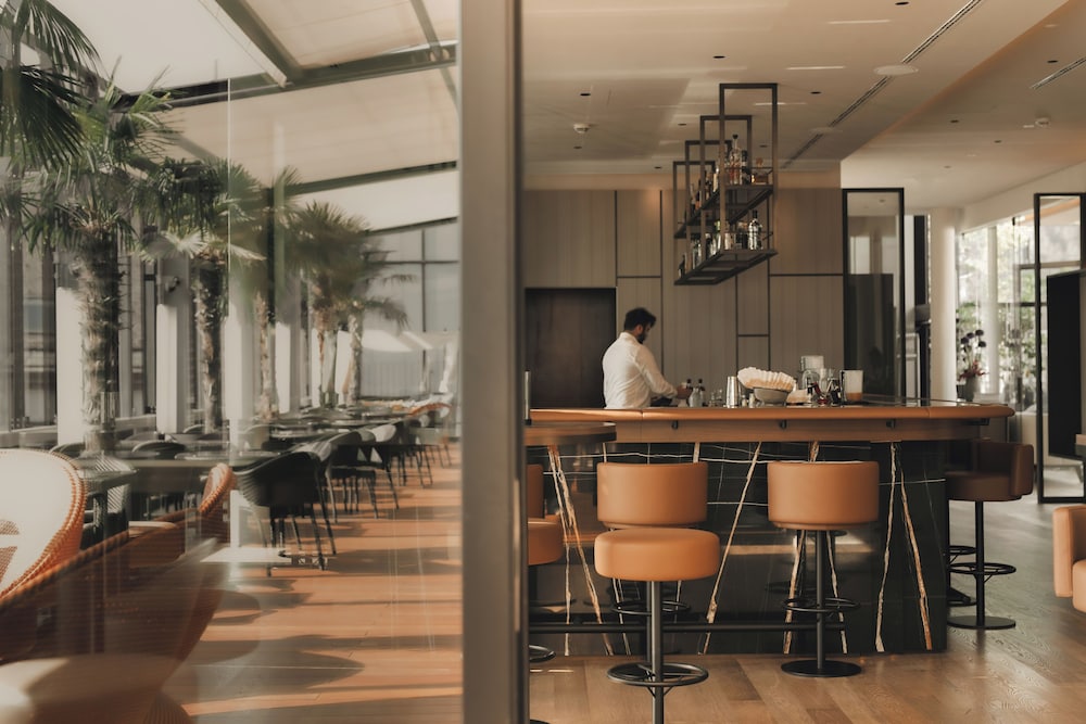 The Penz Hotel 44/57