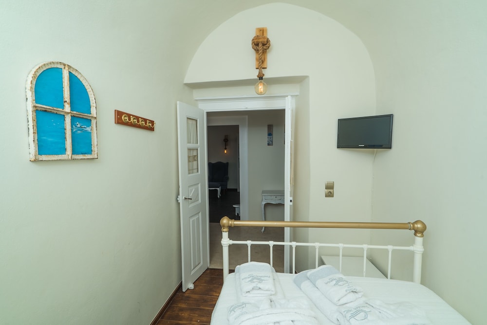 Poseidon Mansion 8/41