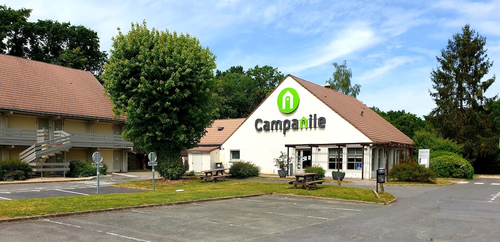 Campanile Chantilly 7/50