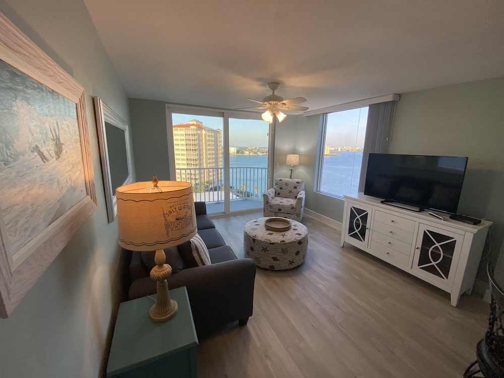 Lover's Key Resort by Check-In Vacation Rentals 54/70