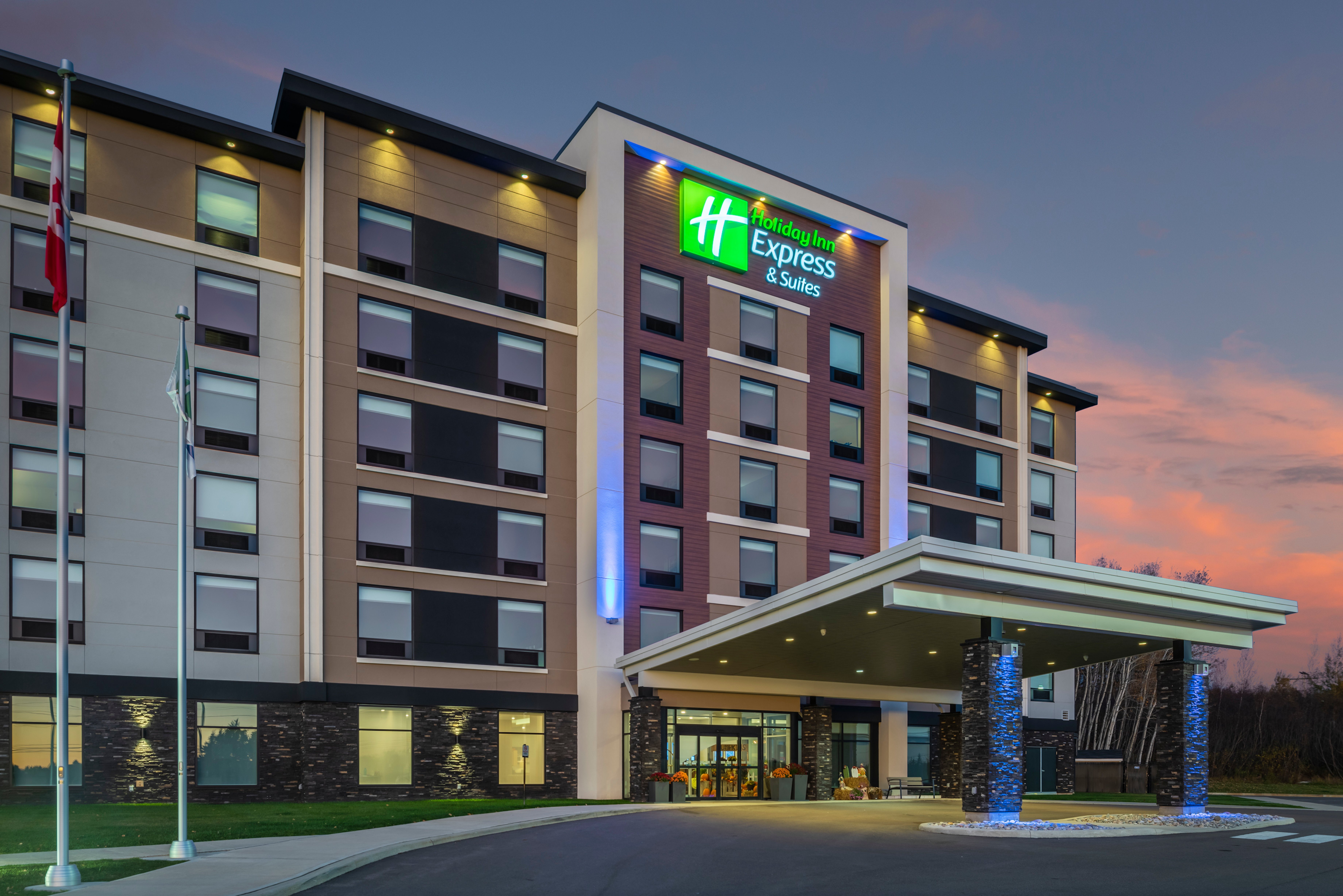 Holiday Inn Express Suites Moncton 4/63