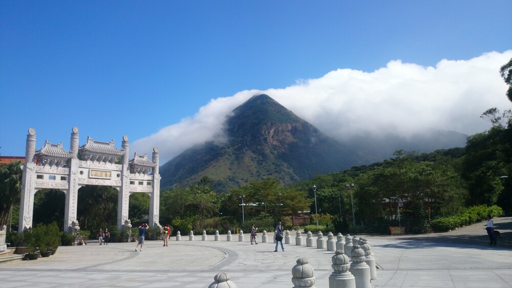 YHA Ngong Ping SG Davis Youth Hostel (Lantau Island) 42/50