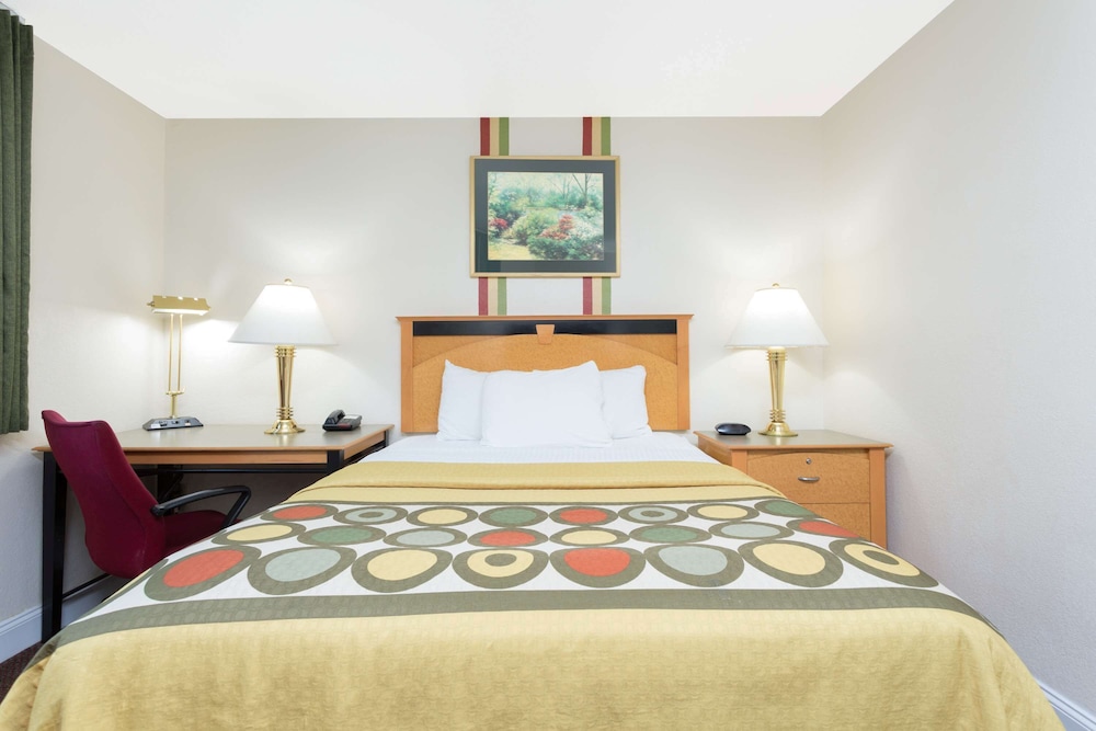 Super 8 By Wyndham Anderson/Clemson Area 15/38