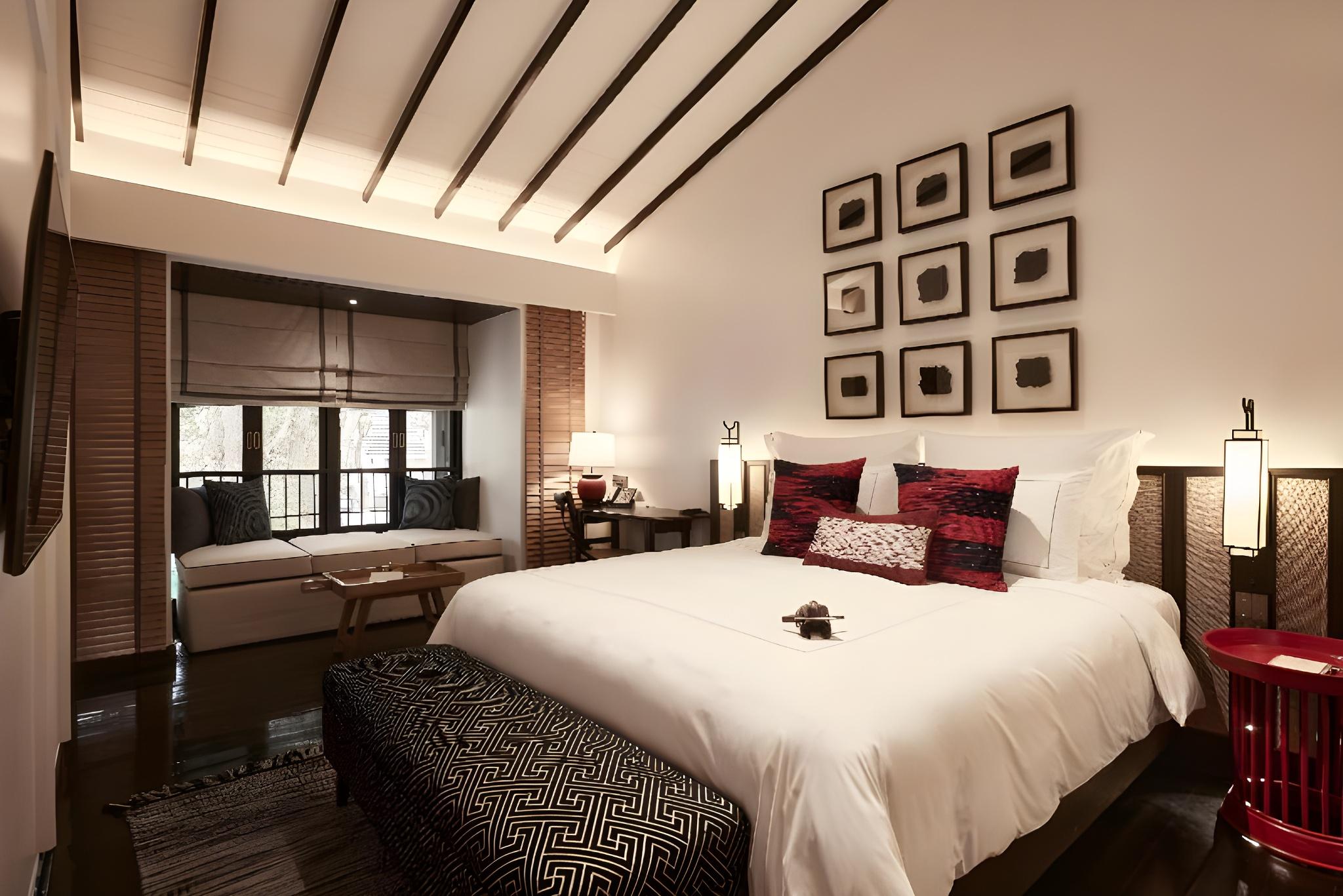 2 Bedrooms, Pool Residence, Suite