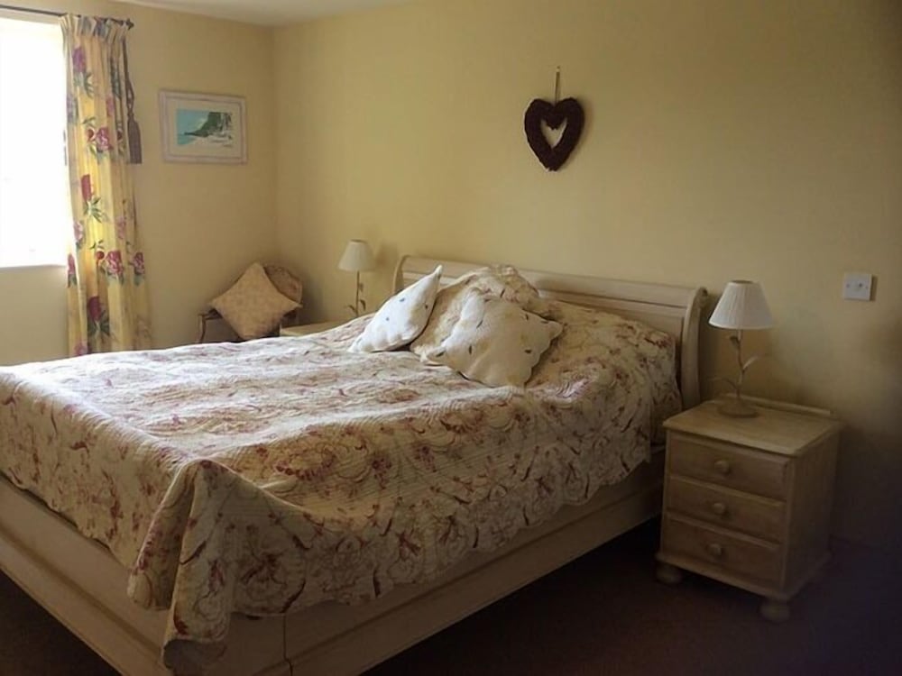 Superior, Cottage, Bungalow, 5 Beds, Garden View, Private Bathroom