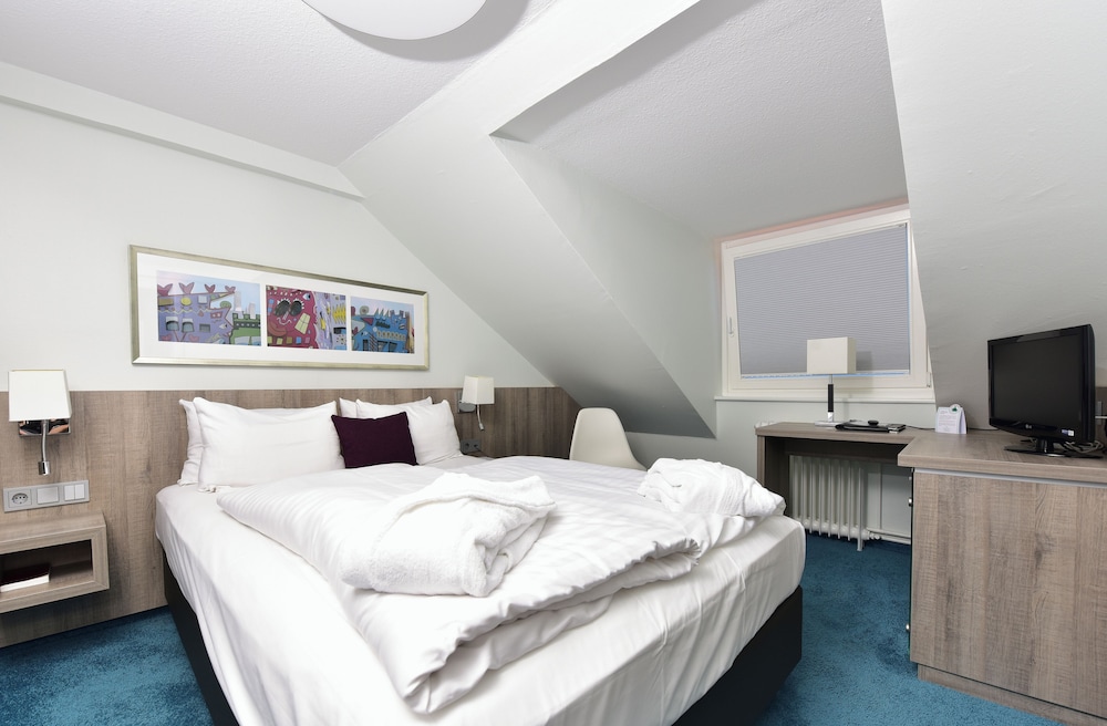 Fruehlings Hotel 13/42