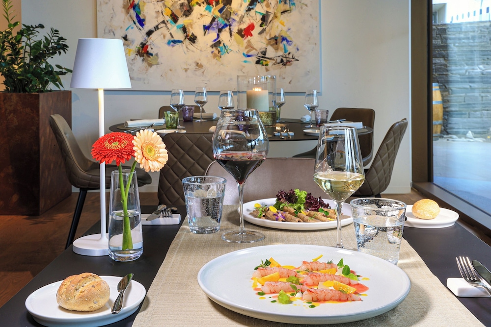 Hotel And Lounge Lago Maggiore 37/50