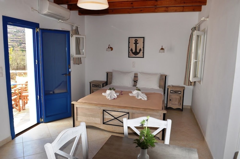 Amorgion Hotel 27/50