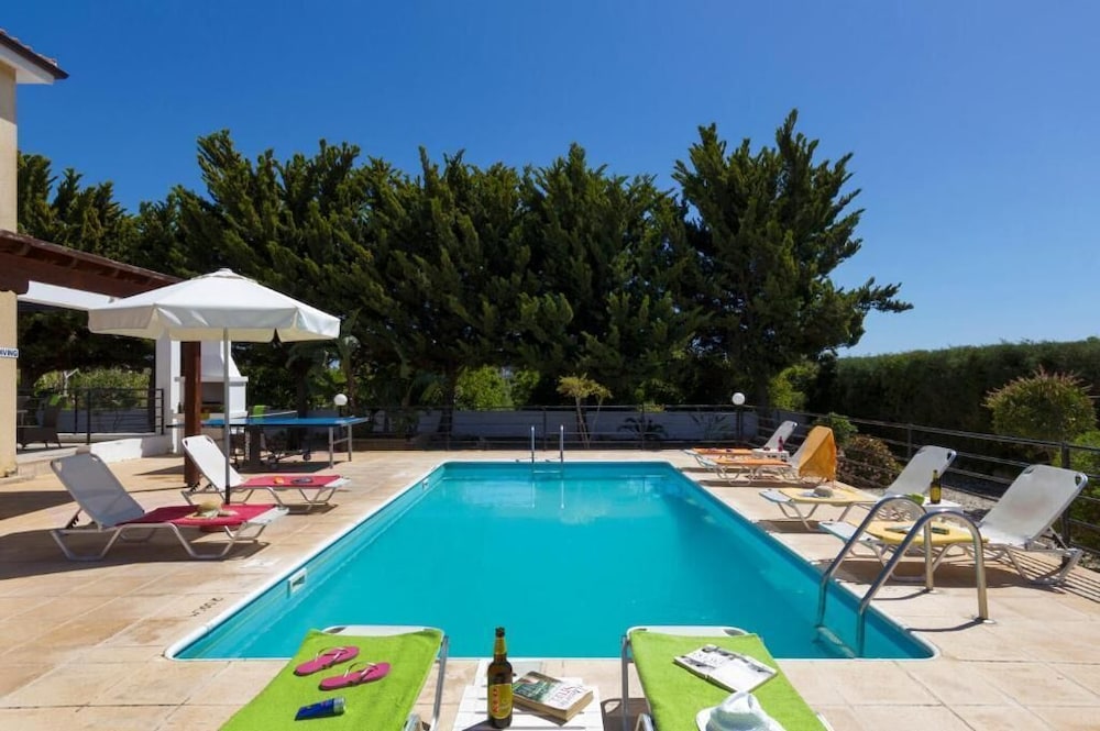 Panareti Coral Bay Resort 4/68