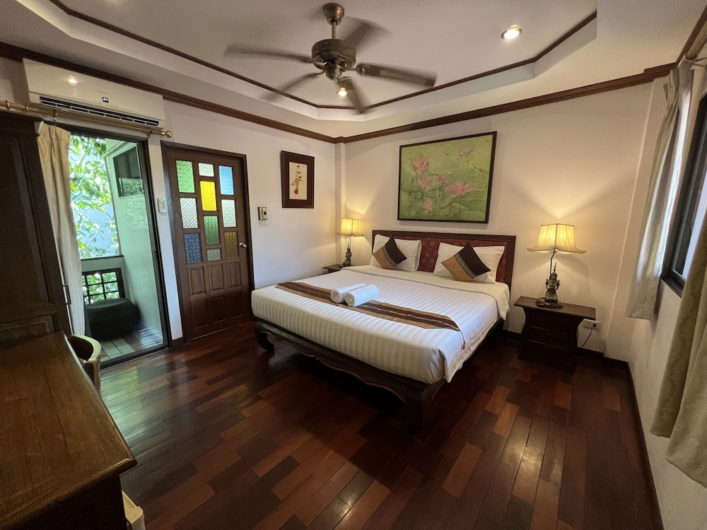 SUPERIOR, DOUBLE BED, BALCONY