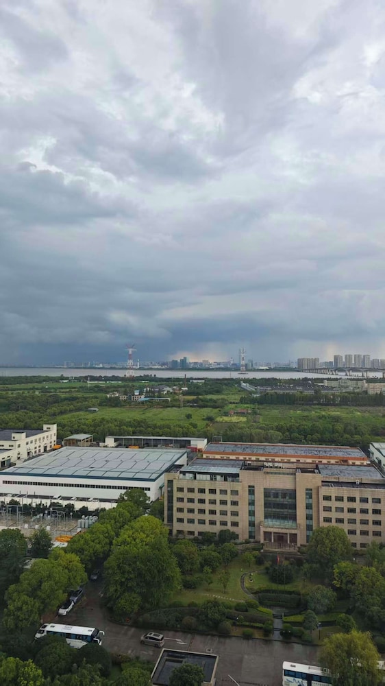 UrCove by Hyatt Hangzhou Xiaoshan Jiangnan Technology City 45/50