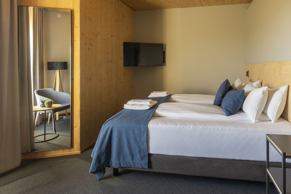 Standard, Queen Bed, Landhotel 9/10