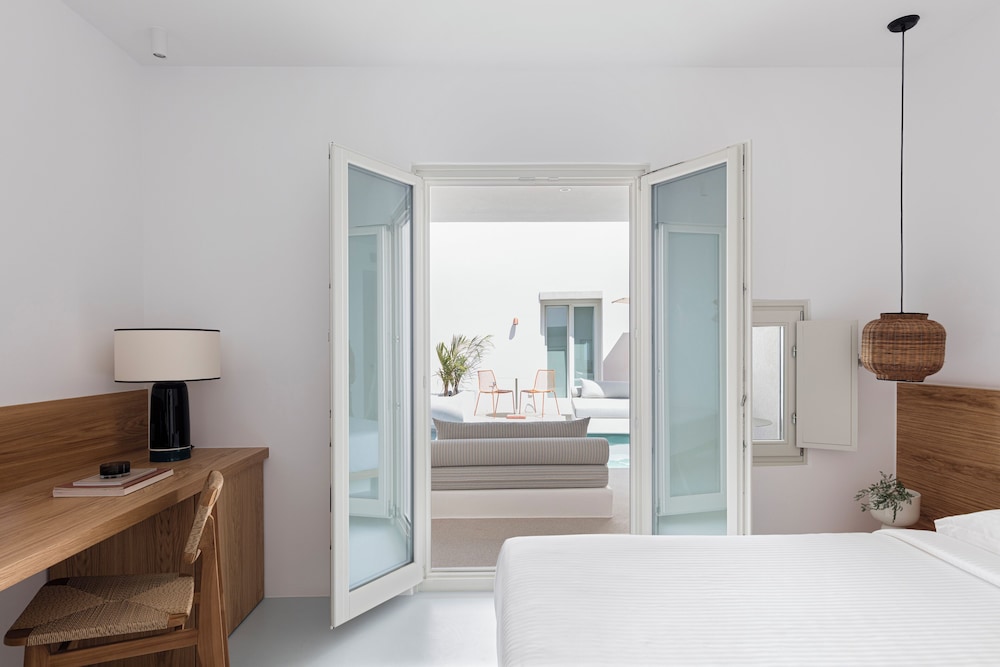 VIVA NOVE SUITES 18/43