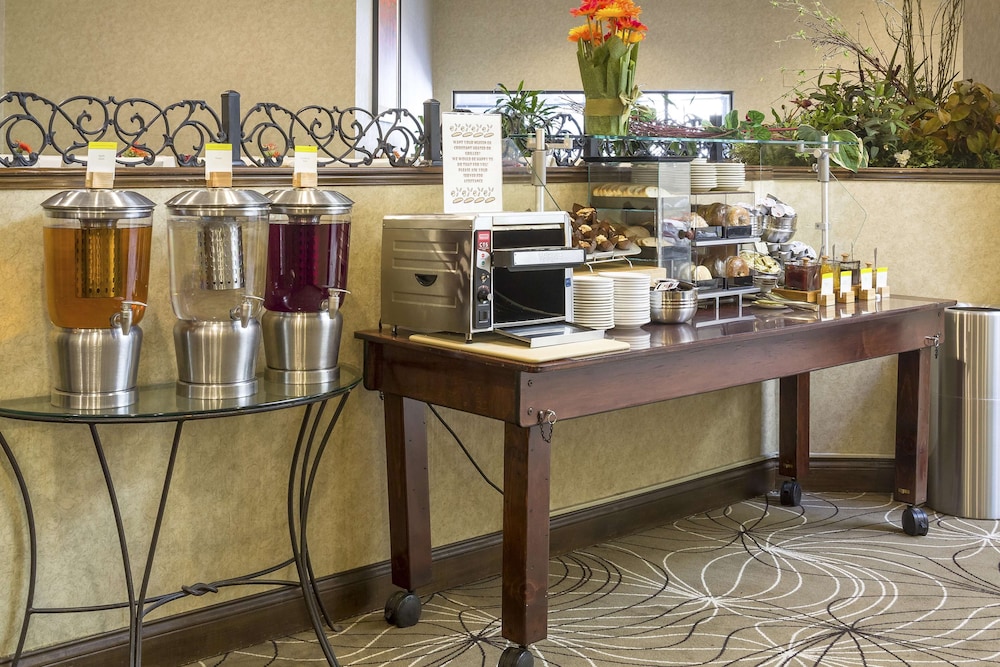 DoubleTree by Hilton Boston - Milford 44/58