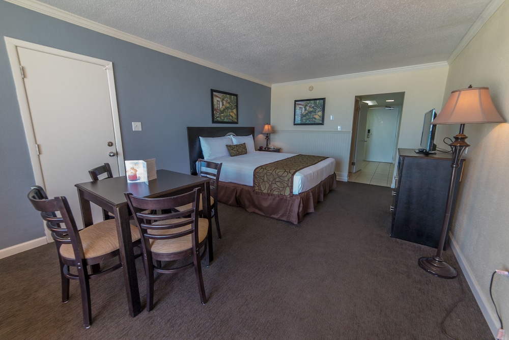 Seahaven Beach Hotel 51/69