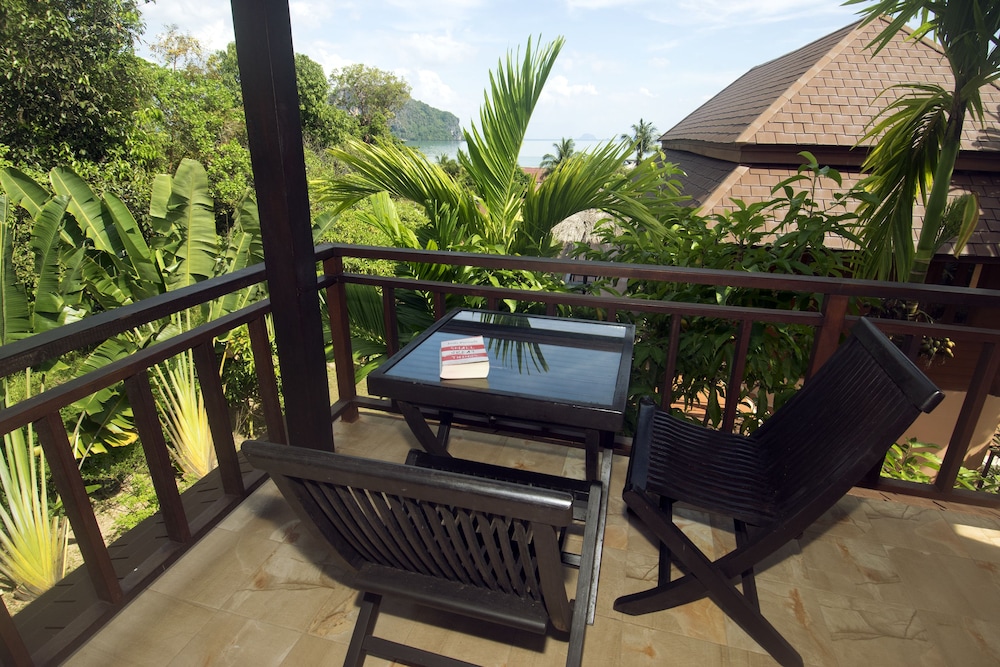 Baan Taranya Koh Yao Yai 66/76