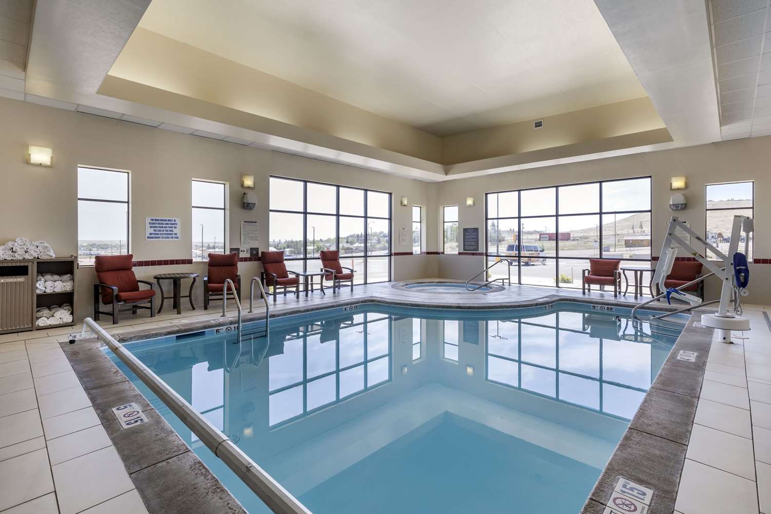 Comfort Suites Helena Airport 19/36