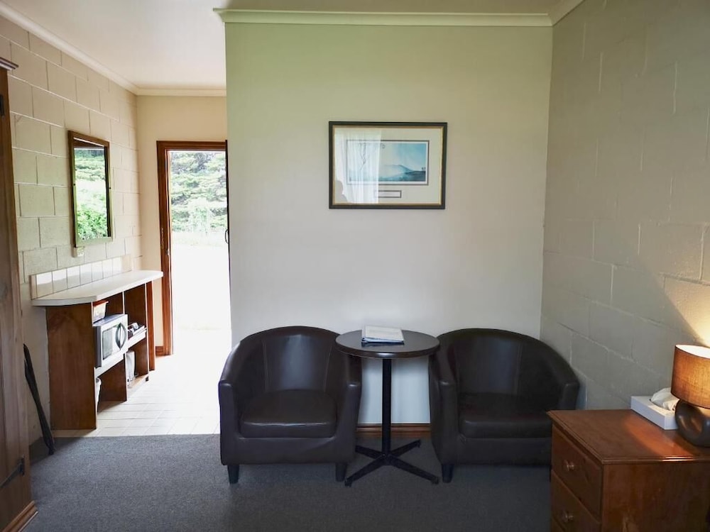 TWELVE APOSTLES MOTEL & COUNTRY RETREAT 27/50