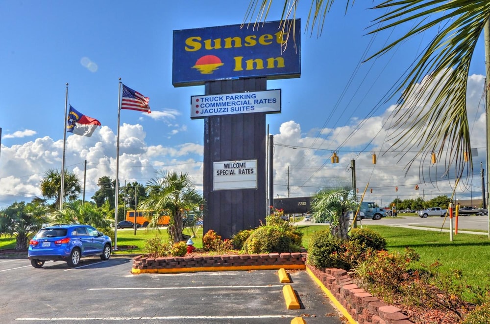 Sunset Inn 1/37