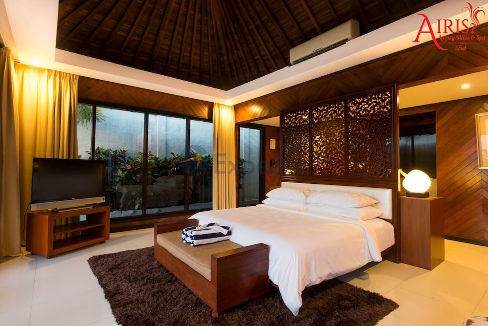 Aisis Luxury Villas And Spa 22/45