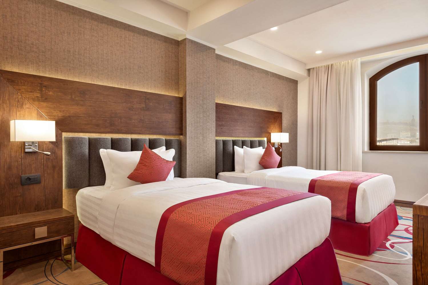 Ramada Hotel and Suites by Wyndham Yerevan 8/45