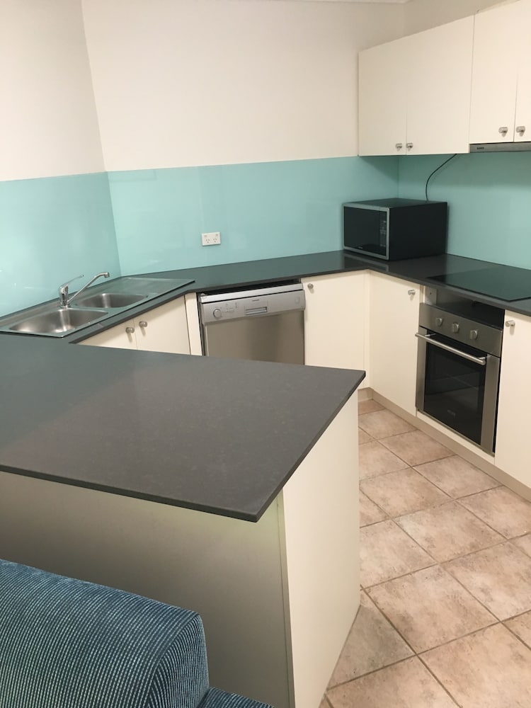 Portobello Resort Apartments 14/73