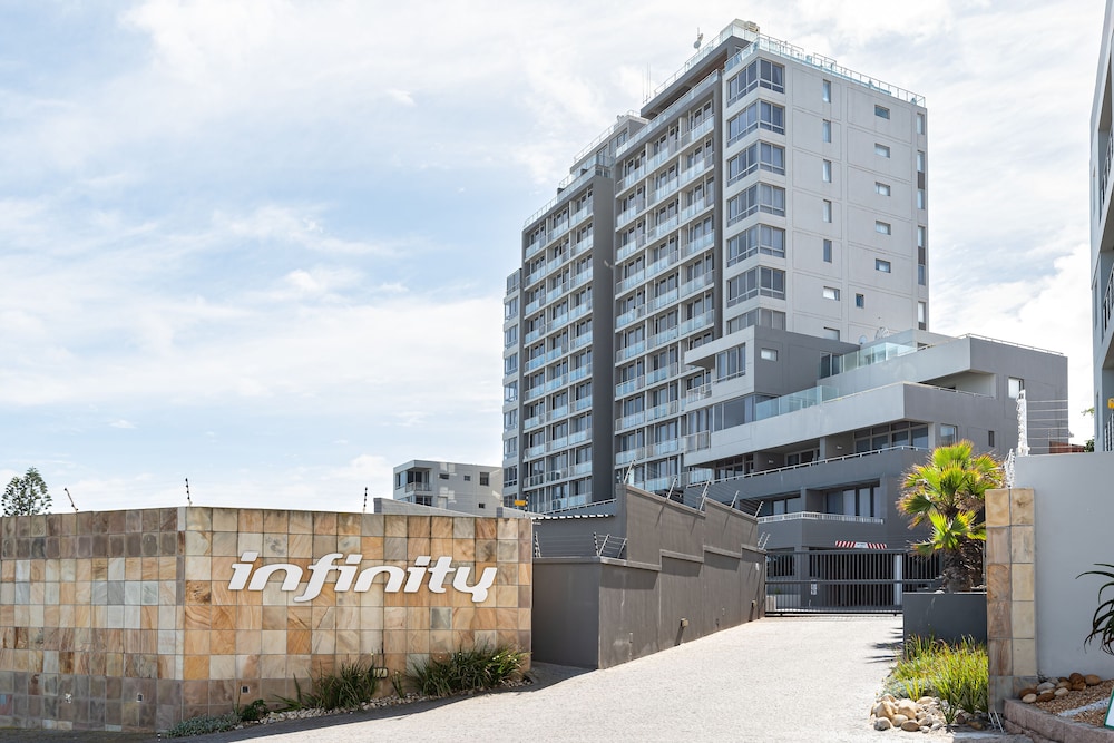 Infinity Self-Catering Apartments 2/50