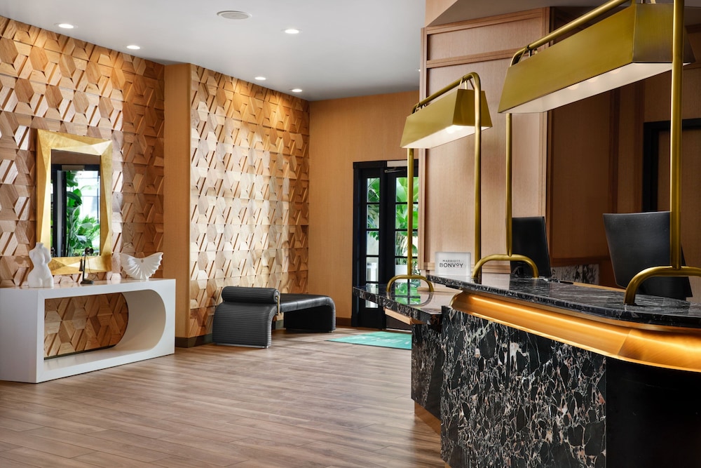 Burton House, Beverly Hills, A Tribute Portfolio Hotel 38/50