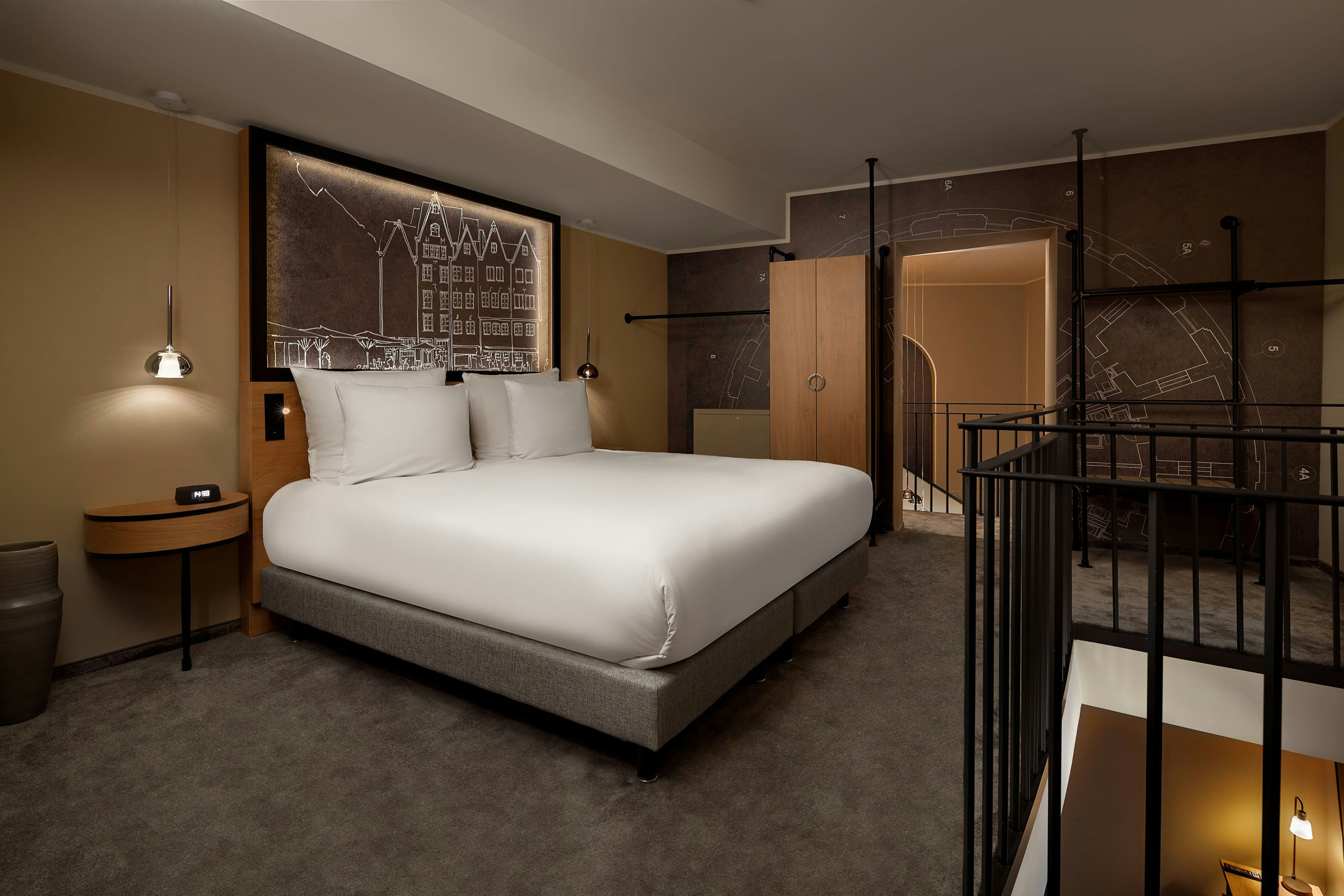 Duplex, Cathedral, Suite, King Bed