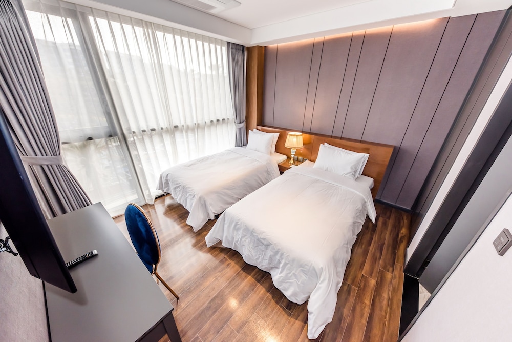 Dyne Oceano Hotel 42/75