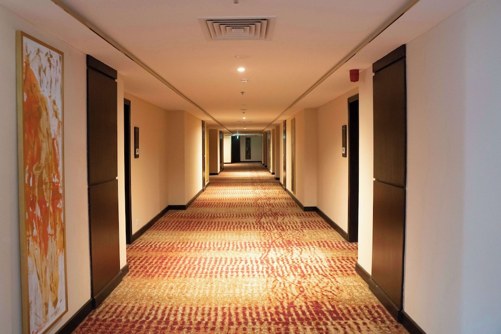 Ramada by Wyndham Murree Lower Topa Resort 7/87