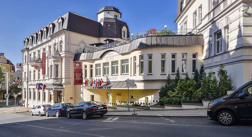 HOTEL CONTINENTAL 59/64