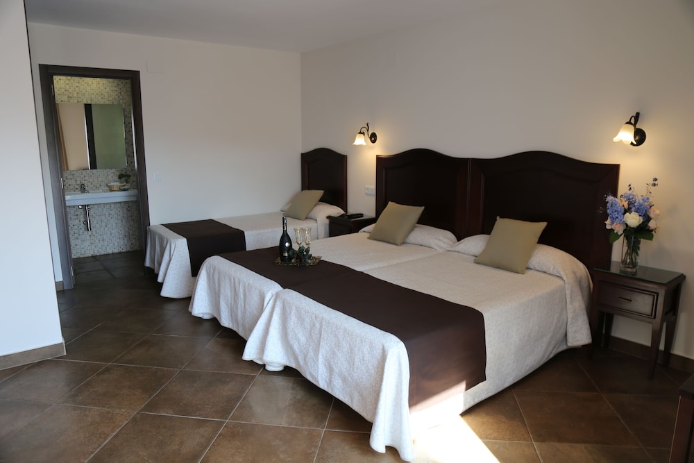 Hotel Arcos de Montemar 15/59