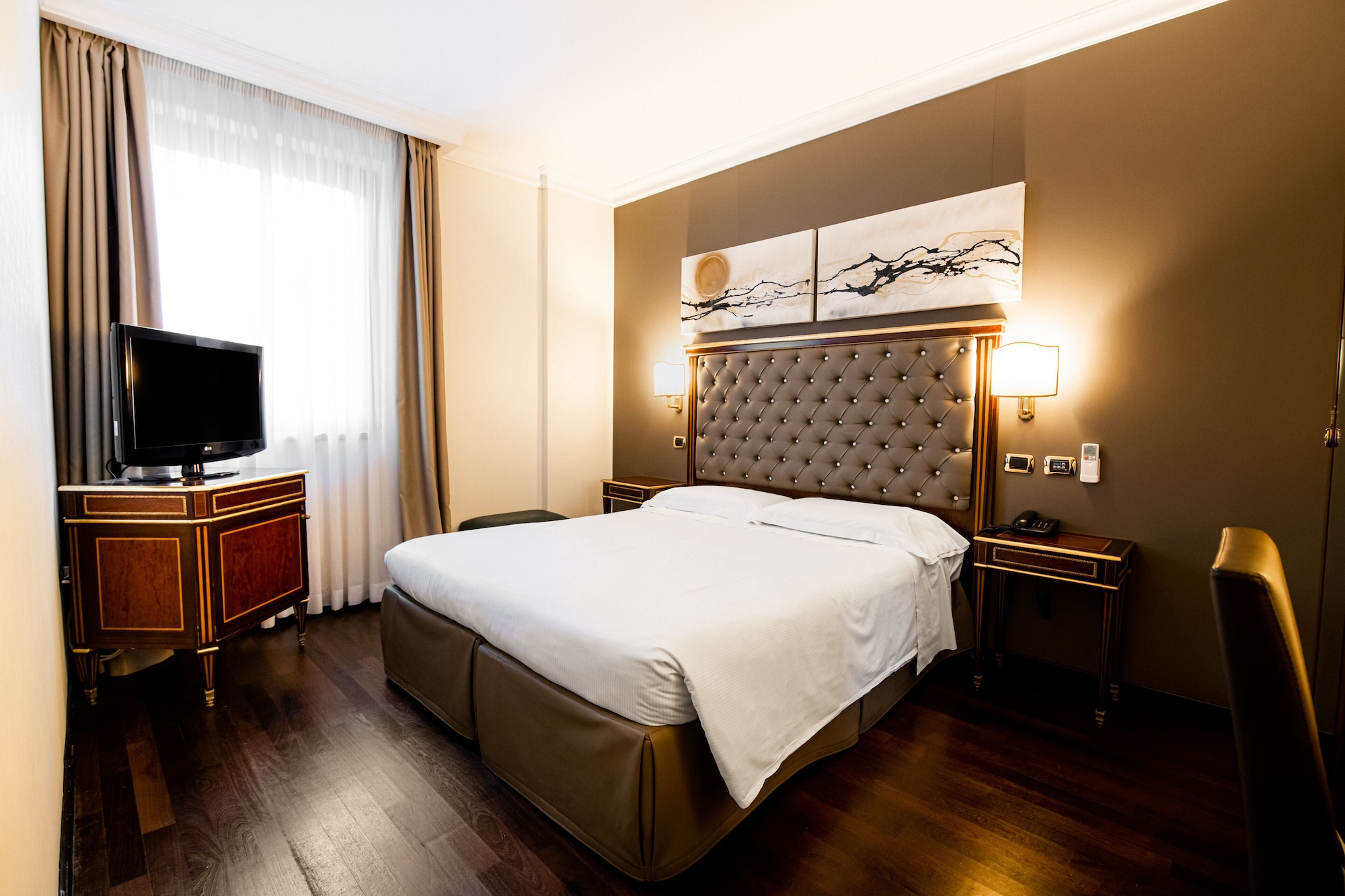 STANDARD, DOUBLE OR TWIN BED
